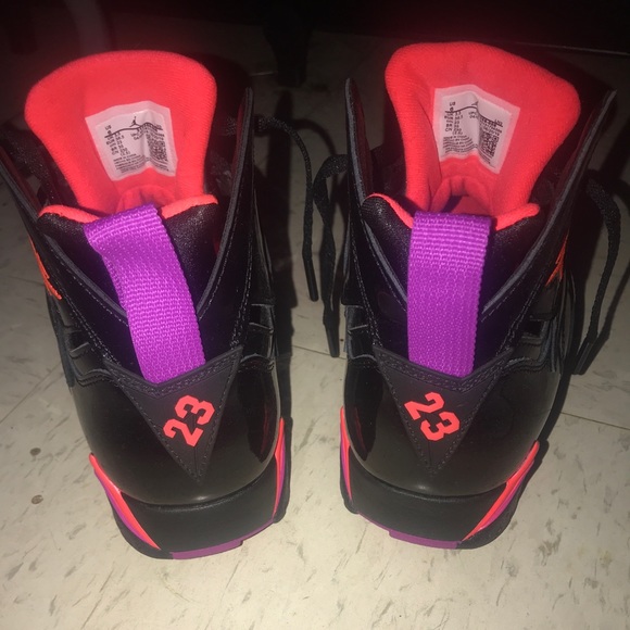 Women’s Air Jordan Retro 7s Black - Picture 2 of 5